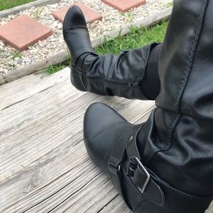 Women’s Heeled Boots - Size 8
